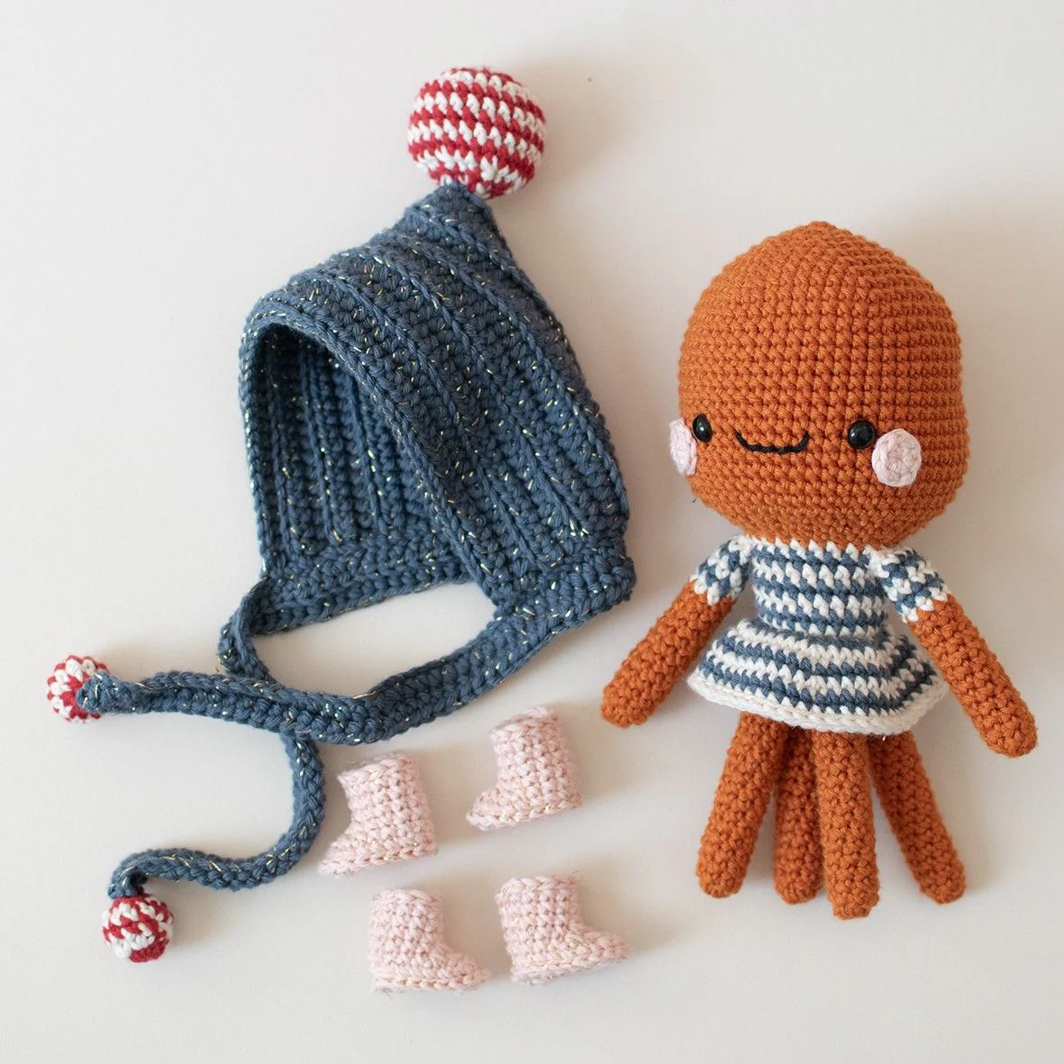 Anita Octopus - Crochet Kit - Image 4