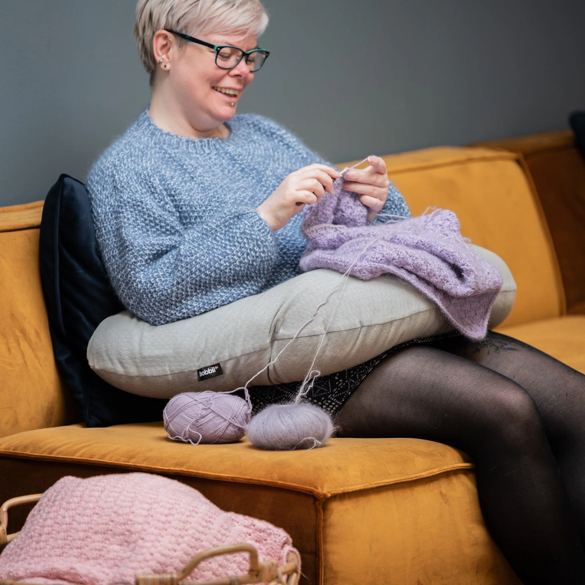 Crochet Pillow Deluxe - Image 8