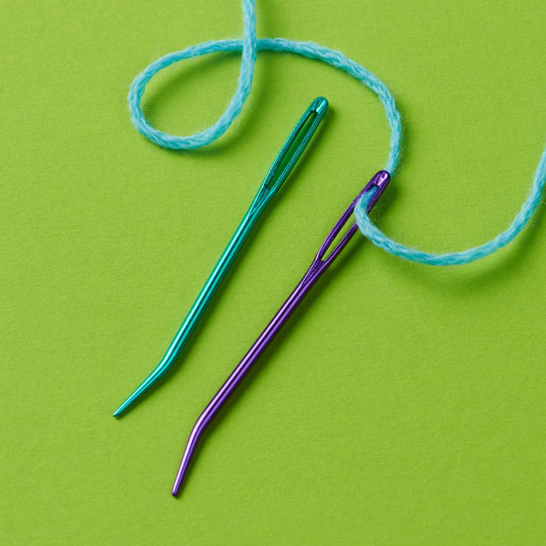 Wool Needles/Darning Needles with a Curved & Blunt Tip - Image 2