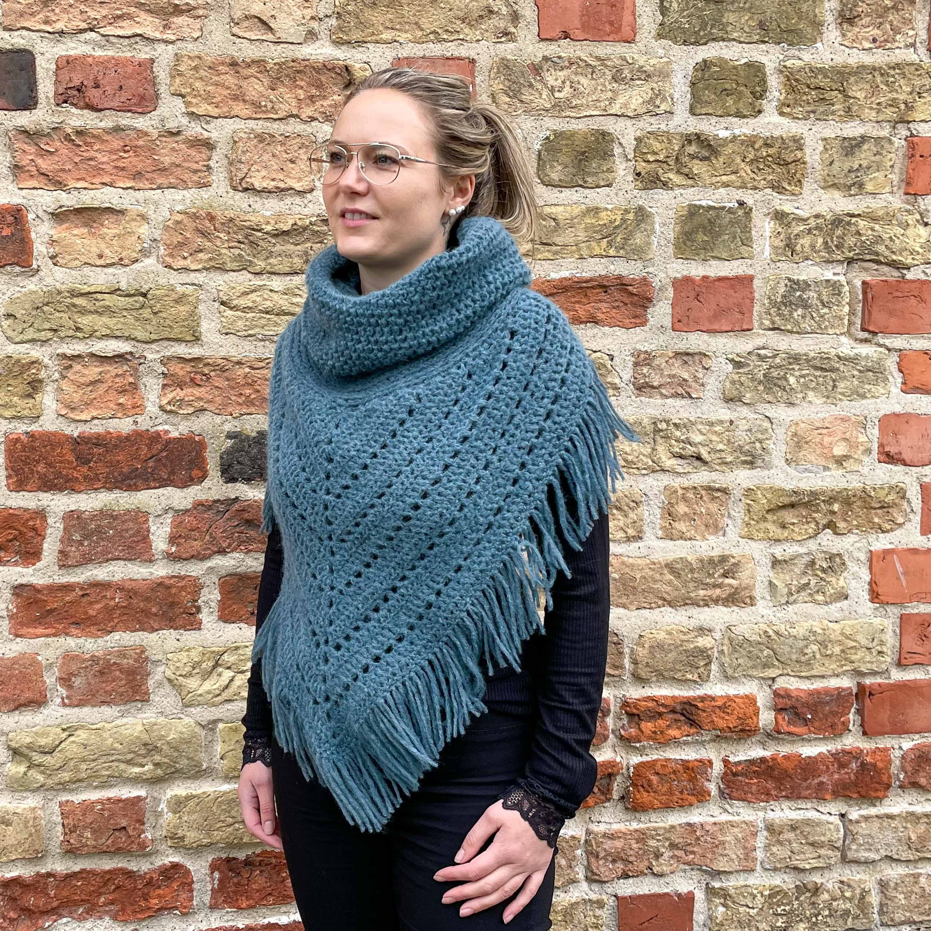 Diva - Shawl with collar - Image 3