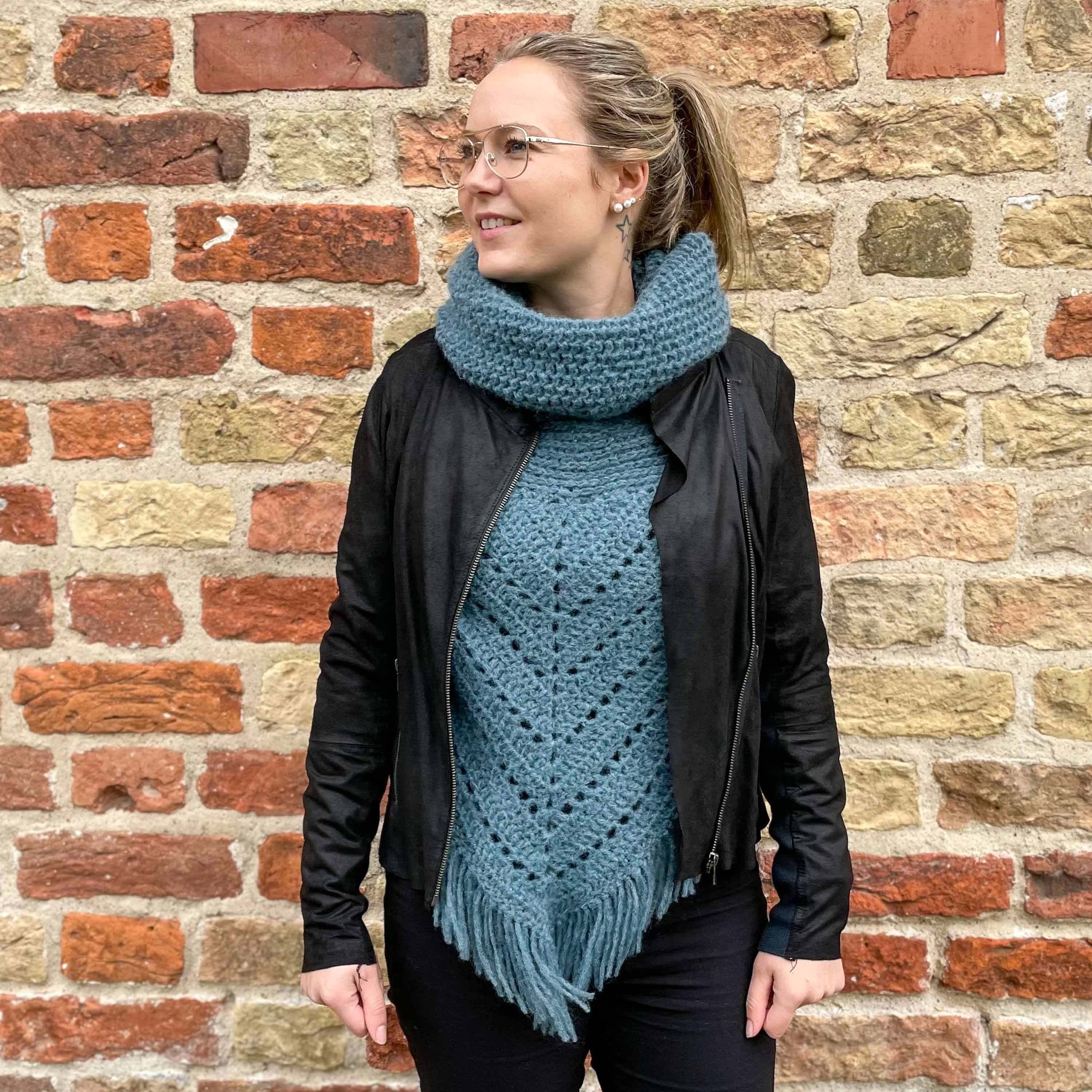 Diva - Shawl with collar - Image 5