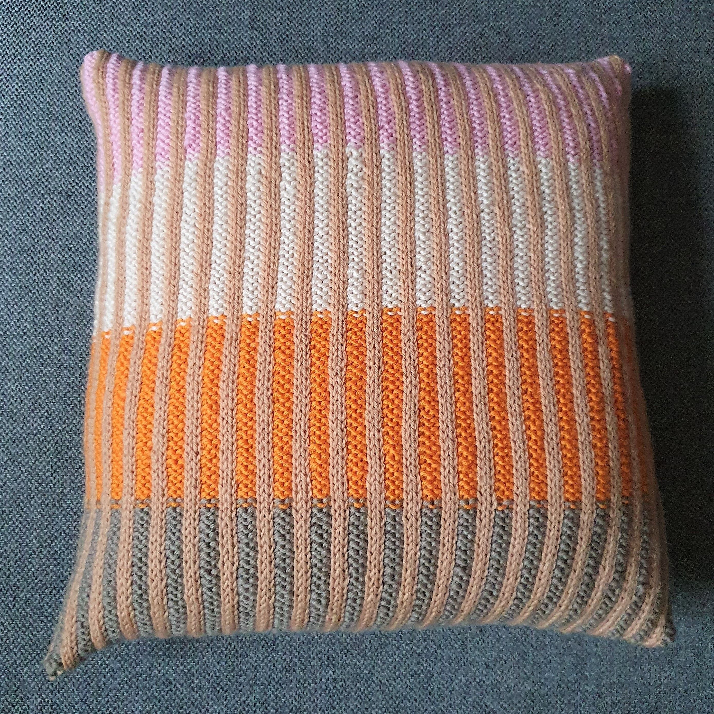 Lula - Pillow - Image 2