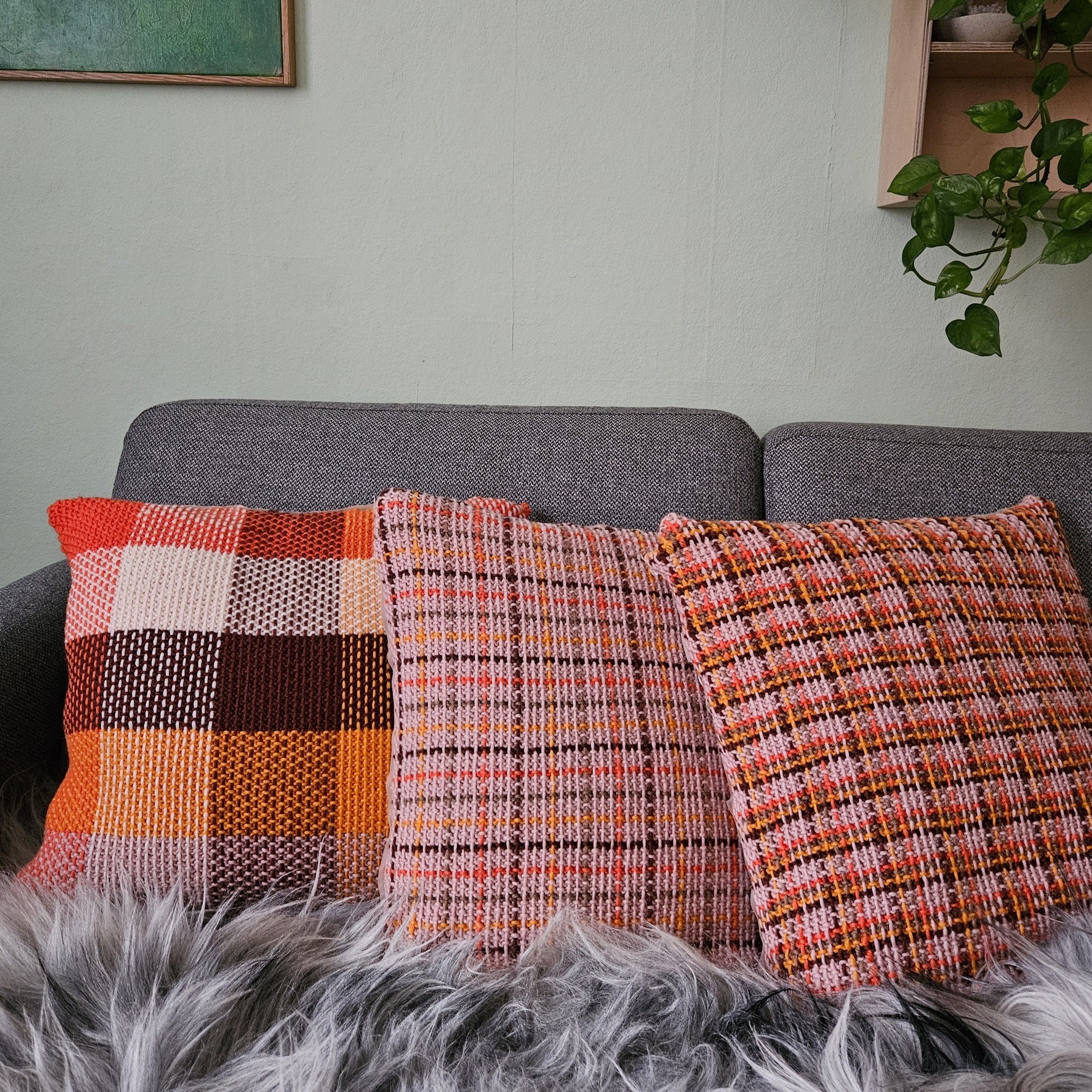 Tartan 1 - Pillow - Image 4