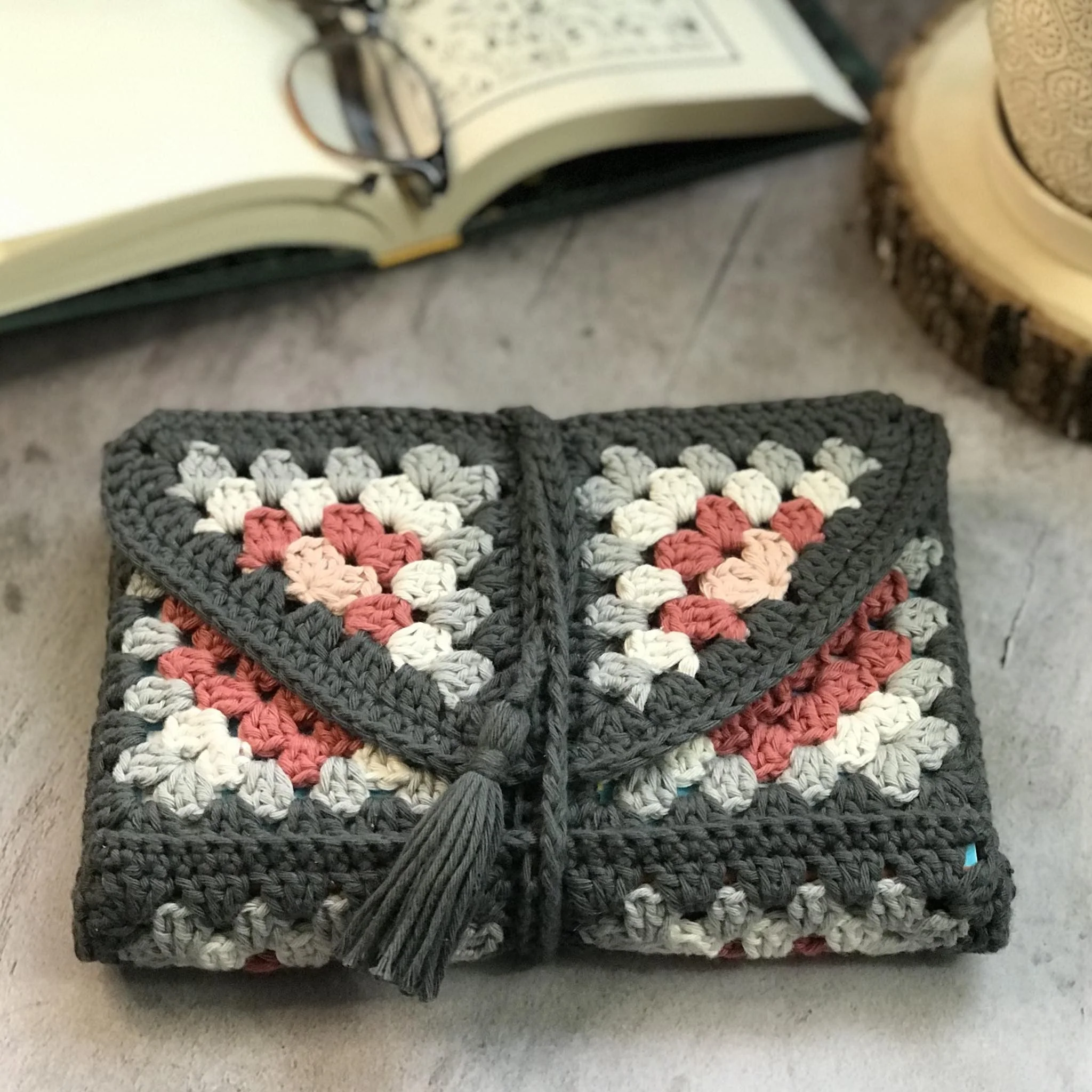 Stevie - Book Cozy