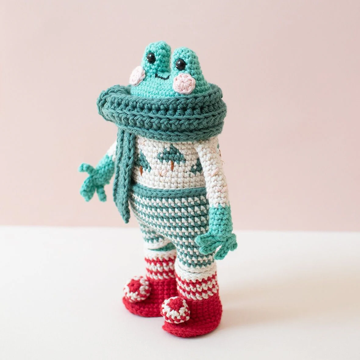 Oliver Frog - Crochet Kit - Image 3